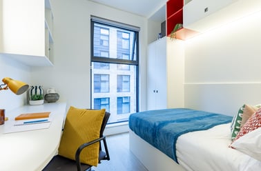 Economy En Suite, Spring Mews, Tinworth Street, Vauxhall, London - Image 3